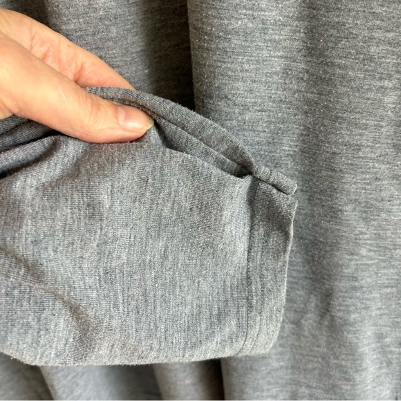 Long Sleeve Under Armour Shirt - Heat Gear - Men’s LARGE - Picture 13 of 15